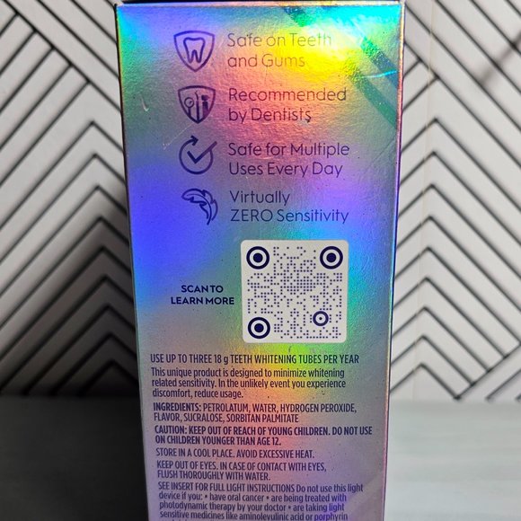 🏷️NIB Crest 3D White Daily Whitening Serum Treatment with LED Accelerator Light - Picture 9 of 10
